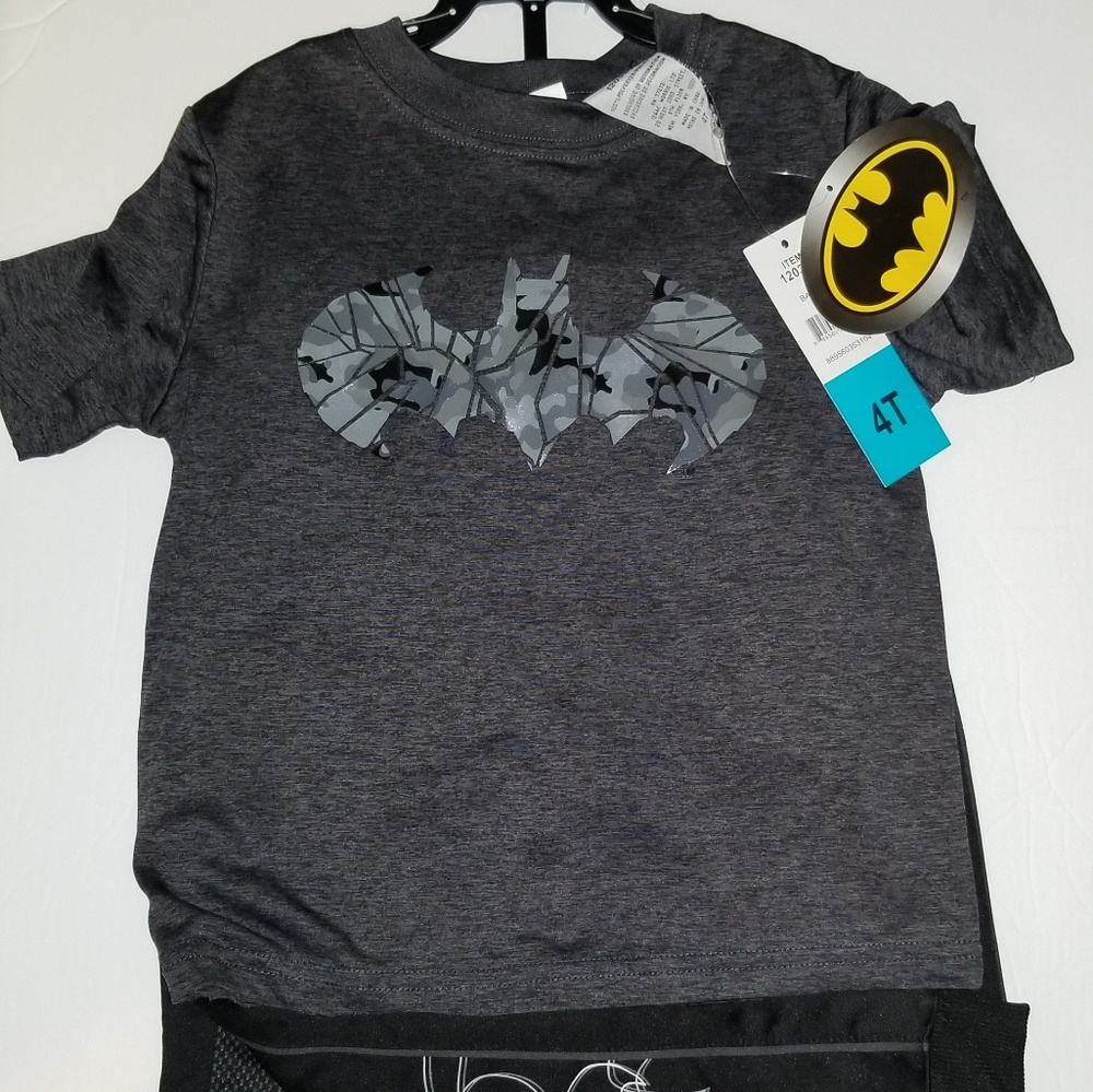 NWT Boys 3 Piece Batman Clothing Set